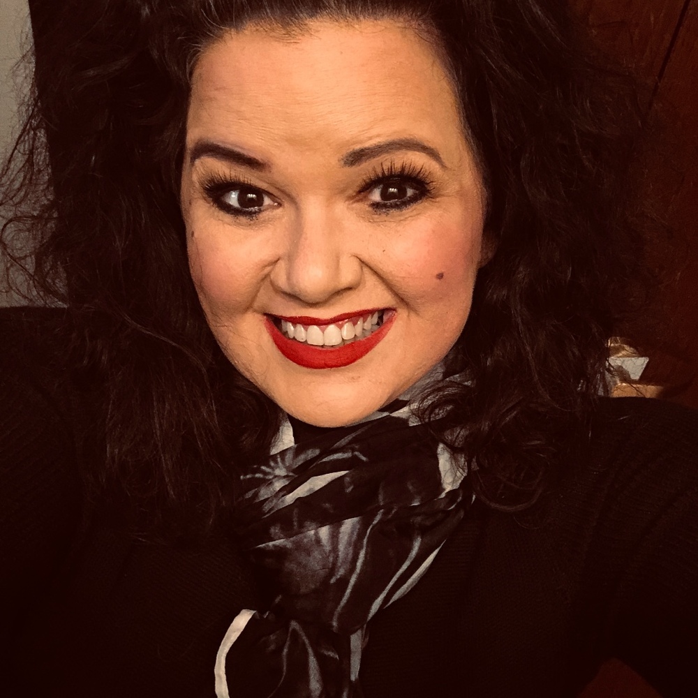 Meet your Posher, Lori